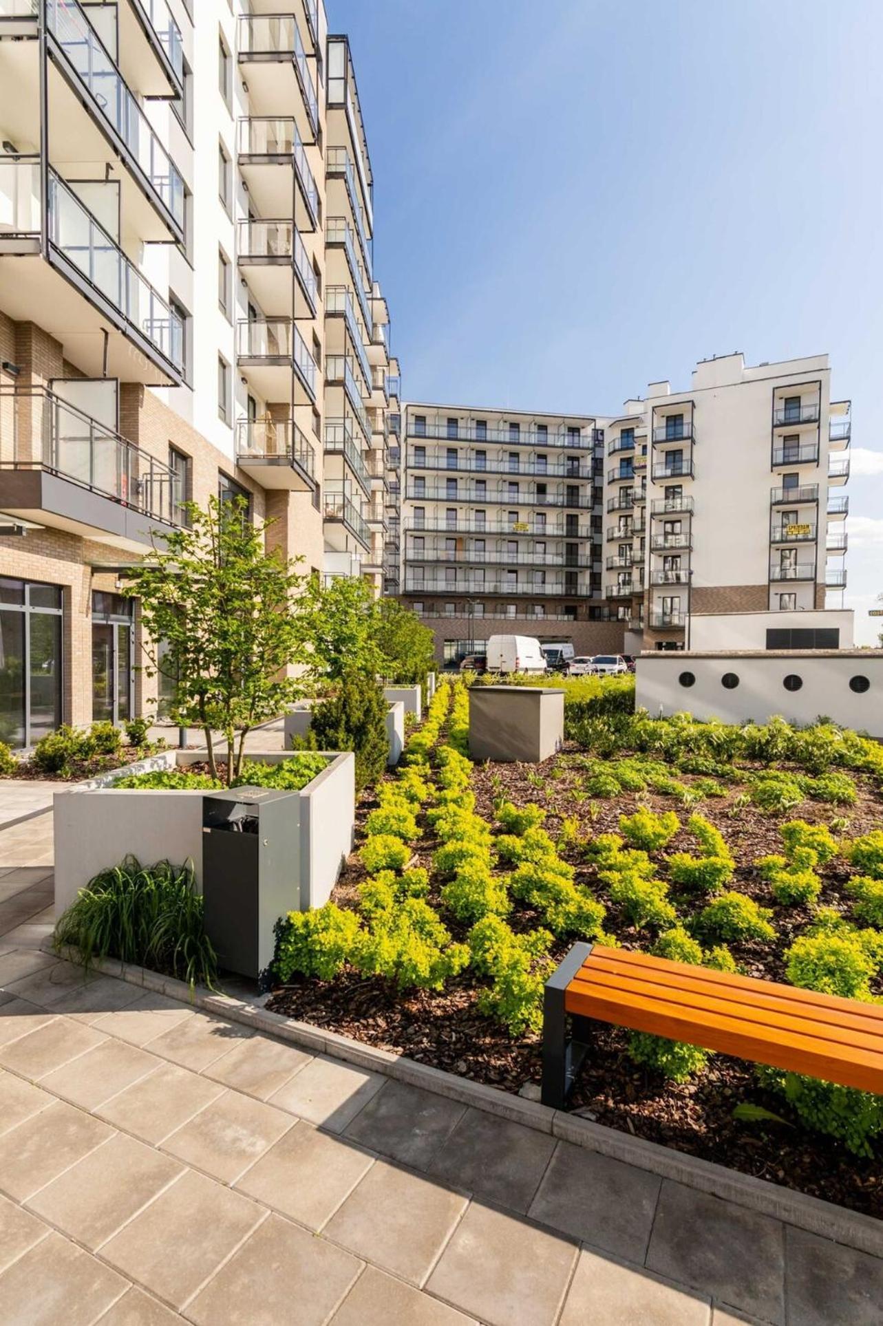 Wiktoryn 18 Citysphere Premium 1 * Warszawa